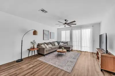 Image de Built in 2022 ~ Cozy 3 bedroom single story home!