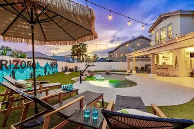 Image de New! - Gilbert Oasis 1mile to Dt w/Heated Pool