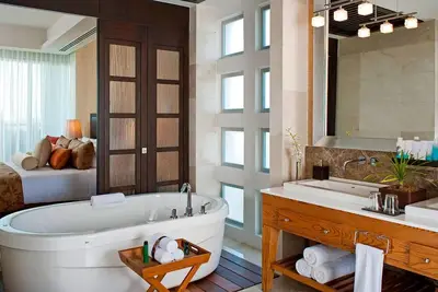 Image de Luxury 2bd Beach Front Grand Luxxe  Suite