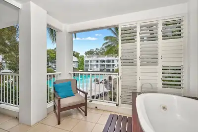 Image de Whispering Palm 2 Bedroom Beach Club Apartment