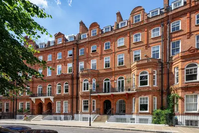Fabulous Knightsbridge Penthouse