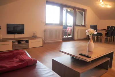 Image de Schöne Dreizimmerwohnung mit Balkon und Alpenblick
