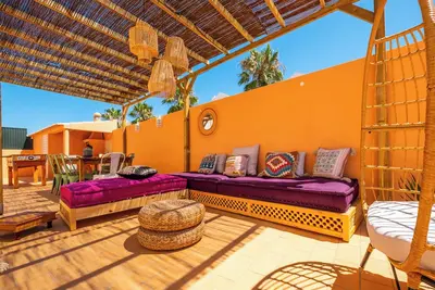 Image de Villa Habitate - pool fence & heating, beach, bars