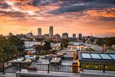 Image de Little Bo Hideaway - A unique, urban experience awaits you! \n@littlebohideaway