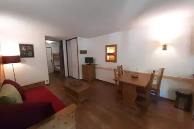 Image de 3ème étage, balcon, télévision, casier à ski, 28m², Brides Les Bains