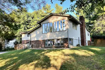 Image de Bloomington Indiana Rental- Entire House - 5 Bedrooms and 3 full bathrooms