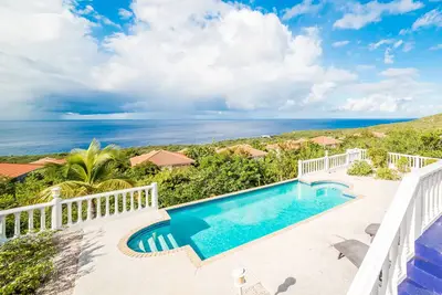 Image de Beautiful Standalone Villa With SeaView and Private Pool - Coral Estate
