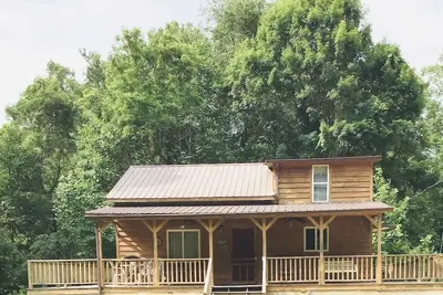 Image de Cozy cabin with direct access to Spearhead’s Coal Canyon trails!