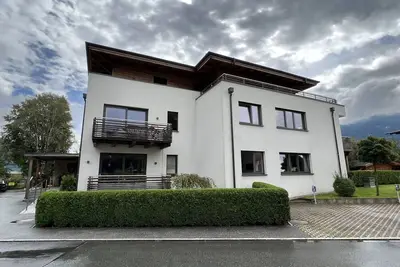 Image de Joli appartement pour 4 personnes avec Wifi, Tv, terrasse, vue panoramique et parking
