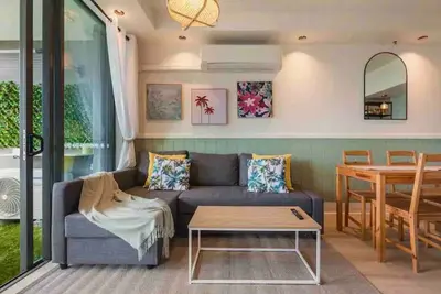 Image de New Modern Deco' Apartment - Ocean View