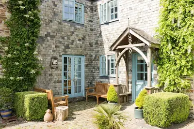 Image de Squirrels Dray, pet friendly, with hot tub in Gorran Haven