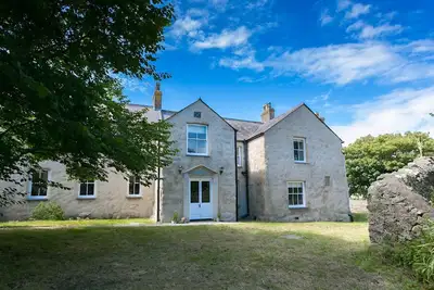 Image de Llangwyfan Isaf - a coastal that sleeps 8 guests in 5 bedrooms