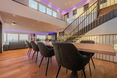 Image de Modern villa with whirlpool and home theater