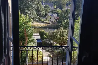 Image de This house is a 3 bedroom(s), 2. 5 bathrooms, located in Josselin, Bretagne.