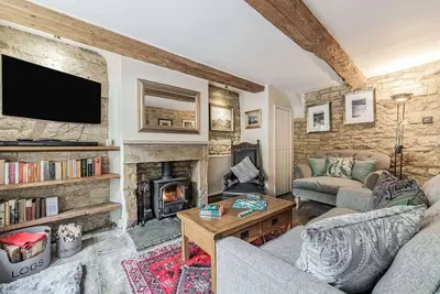 Two bedroom dog friendly holiday cottage in the Cotswolds - Keeley Cottage