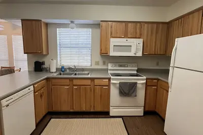 Image de 3bd 2. 5ba Condo Close to the Lifts! ! !