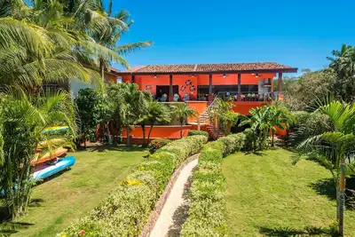 Image de Have Fun in this Huge Beachfront Home with Infinity Pool at Potrero