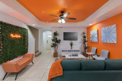 Image de Orange Paradise#Unique Experience*Outdoor Patio!