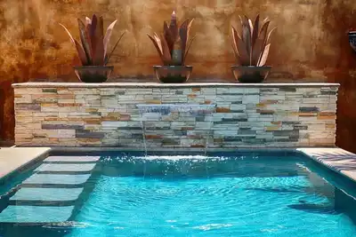 Image de Stunning 4-Storey Oceanside Luxury Vacation Home