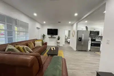 Miami Boho Treehouse Centrally Located