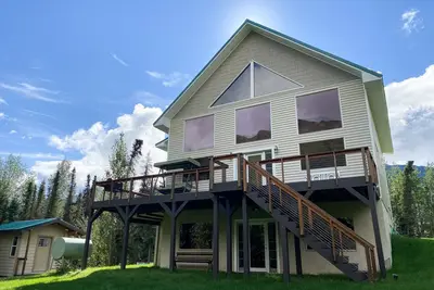 Image de 360 mountain views- Cozy cabin with room for all