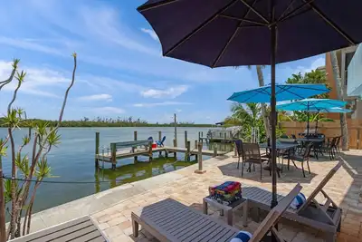 Image de Turtle at Coastal Breeze | Peaceful 2nd Floor, Walk to Turtle Beach, On the Bay, Boat Dock, Fishing