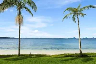 Image de Encore Five Nine - Luxurious Absolute Beach-front Apartment