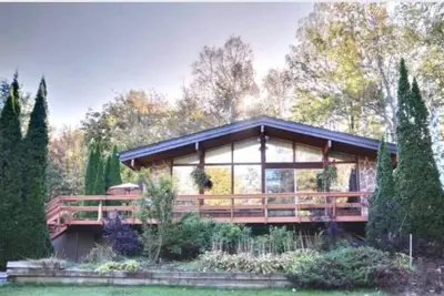 Image de Petit Coyote -Forêt privée de 5 acres, 3 chambres Citq 320122
