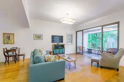 Image de Amazing 2br in Gideon by Holiday-rentals Safe Room