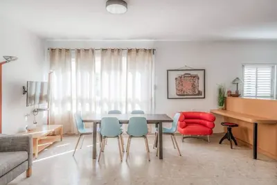 Image de Unique 2br Frishman by Holiday-rentals Safe Room