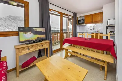 Image de Appartement 2 pièces équipées à neuf avec vue!