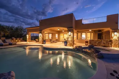 Image de Luxury Hideout with Infinity Pool & Spa