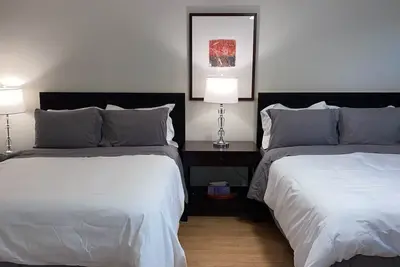 Image de Merritt Crown Hill - 1 bedroom w/Ac Suite 200