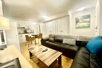 Image de Stylish 1 bedroom suit in Fort Saskatchewan 4104
