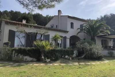 Image de Maison de famille superbe vue, au centre du triangle Avignon Nimes et Arles