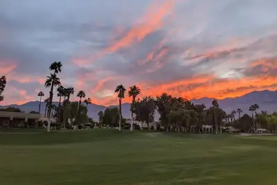 Image de Desert Princess Golf Resort Condo!