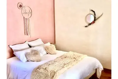 Domaine plan des Devens : Gîte 4* 36m2 Roussillon pour 2p avec piscine partagée