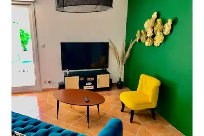 Image de Domaine plan des Devens: 4* T3 Roussillon gîte with shared pool