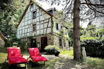 Image de Ferienwohnung in Außergewöhnlichem Bruchstein-ferienhaus