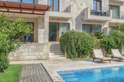 Image de Mediterranean style luxury villa - 3min from the beach