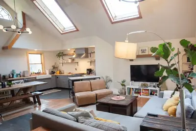 Image de Cheerful 3-bedroom cabin with mountain view