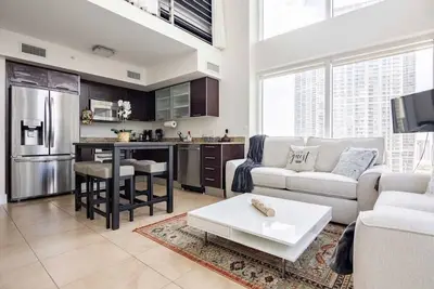 Image de Brickell River Loft / parking & 12 min to South Beach