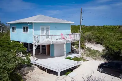 Paradise Blue beach cottage and cabana