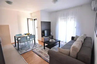 Image de A pleasant apartment located 7-8 minutes' walk from the central park.
