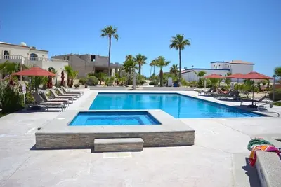 Image de Perfect Beach Home with Style on Sandy Beach