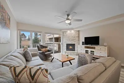 Image de Saint James Place 216