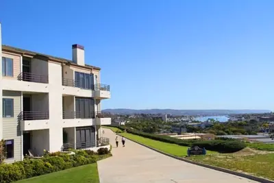 Image de Ocean View-Newport Beach Gem!