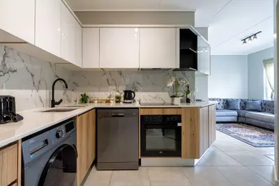 Image de Lovely 1 Modern bedroom in Waterfall City