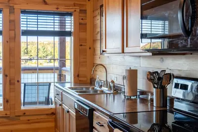 Image de Waterfront Trailside Cabin 23b