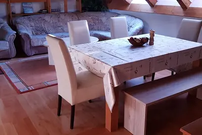 Image de Apartment mit Balkon und Sauna